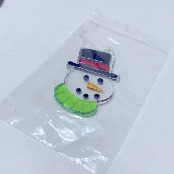 Snowman lucite ornament - Picture 13 of 14